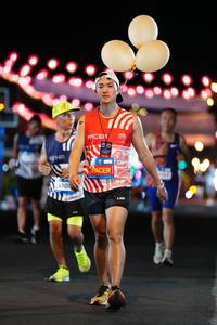 BIB: 4100
                            <button type="button" onclick="openModal(23078307)" class="btn btn-primary btn-sm float-right btn-popup" data-toggle="modal" data-target=".modal-high-quality">
                        <i class="fas fa-shopping-cart"></i> Add to Cart
                    </button>
                                            <button type="button" onclick="isThisMe(23078307, true)" class="btn btn-success btn-sm float-right btn-popup btn-isme hidden" data-toggle="tooltip" data-placement="bottom" title="นี่คือรูปของคุณใช่ไหม คลิกที่นี่เพื่อเอาเข้าอัลบั้ม">
                        <i class="fas fa-plus"></i> Add to album
                    </button>
                    <button type="button" onclick="isThisMe(23078307, false)" class="btn btn-warning btn-sm float-right btn-popup btn-isnotme hidden">
                        <i class="fas fa-ban"></i> Remove from album
                    </button>